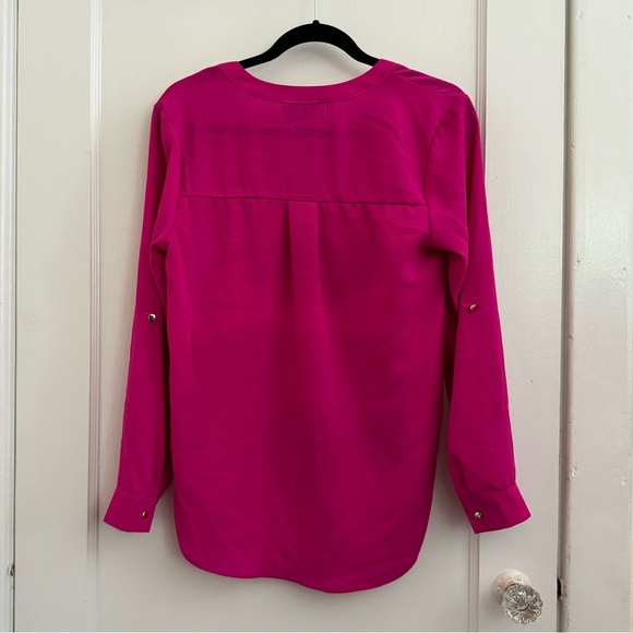5/$25 Twine and String Fuchsia Button Blouse - Picture 2 of 3
